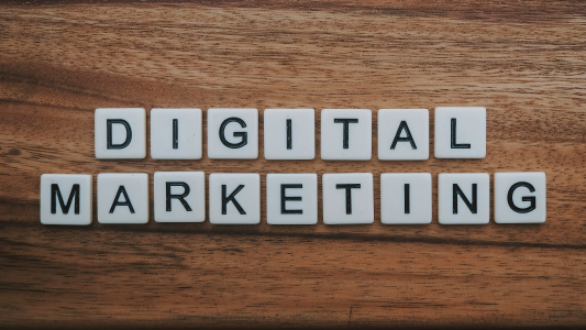 diggity-marketing-SB0WARG16HI-unsplash (1)